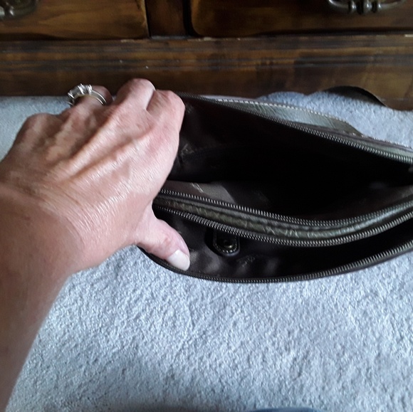 B.O.C. dakota purse - Picture 4 of 5